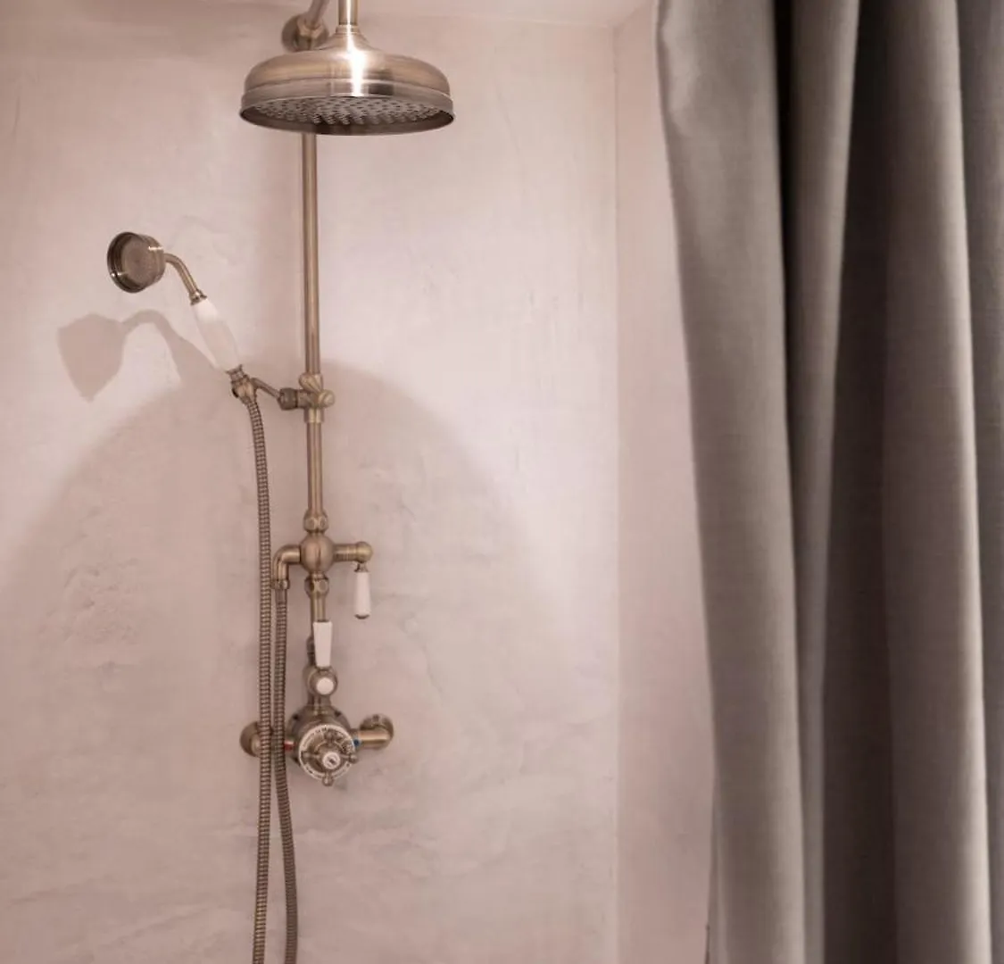 Vendome Parisian Elegance With A Patio Apartment